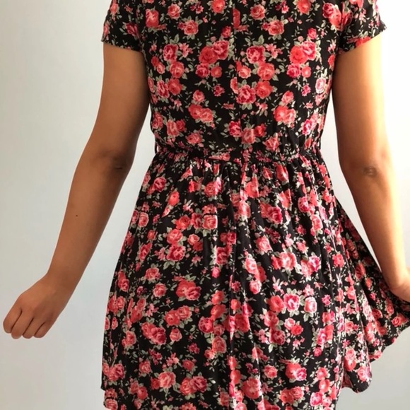 Floral mini dress - Picture 3 of 4